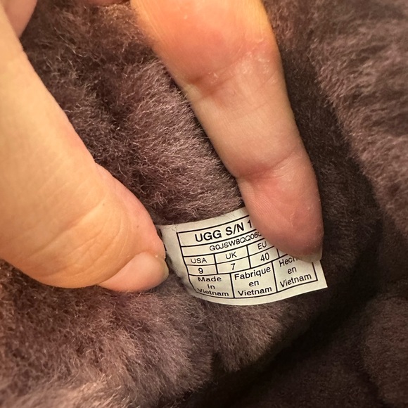 NWOT UGG classic mini puff crystal bow boots - Picture 12 of 16